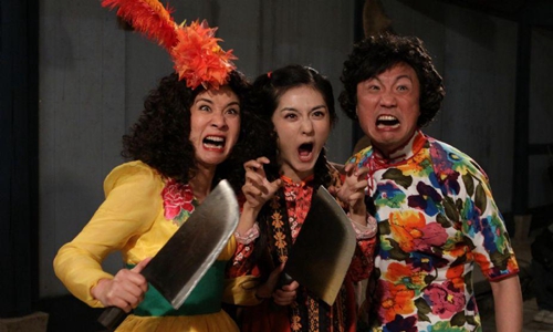 肉质鲜嫩的是年轻的母鸡，不好咬烂的是老母鸡