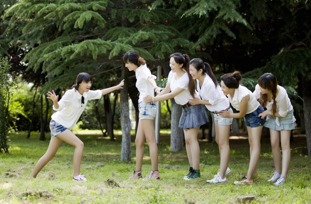 酒菜淡薄，招待不周，孝子孝孙磕头，磕头!